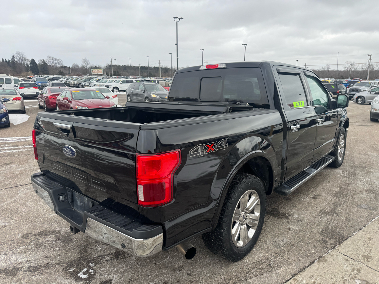 Ford F-150 4WD SuperCrew 139" Lariat 2018