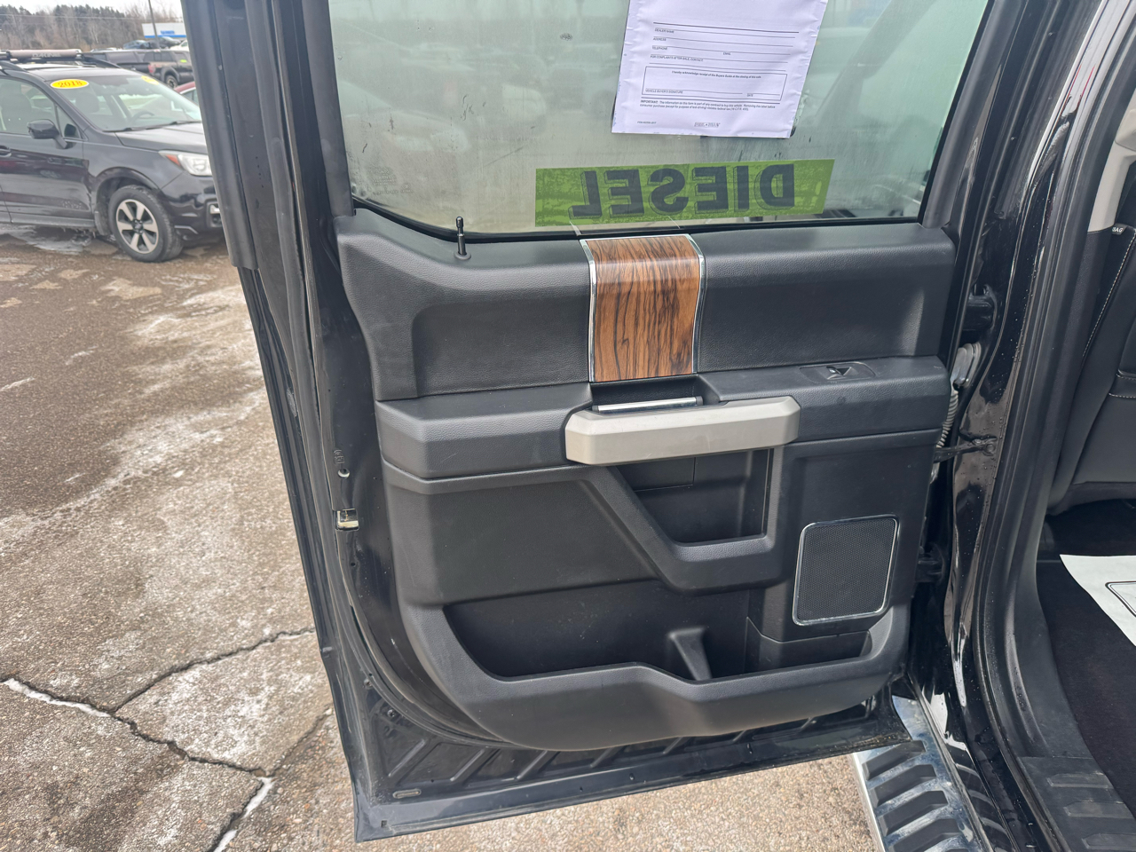 Ford F-150 4WD SuperCrew 139" Lariat 2018