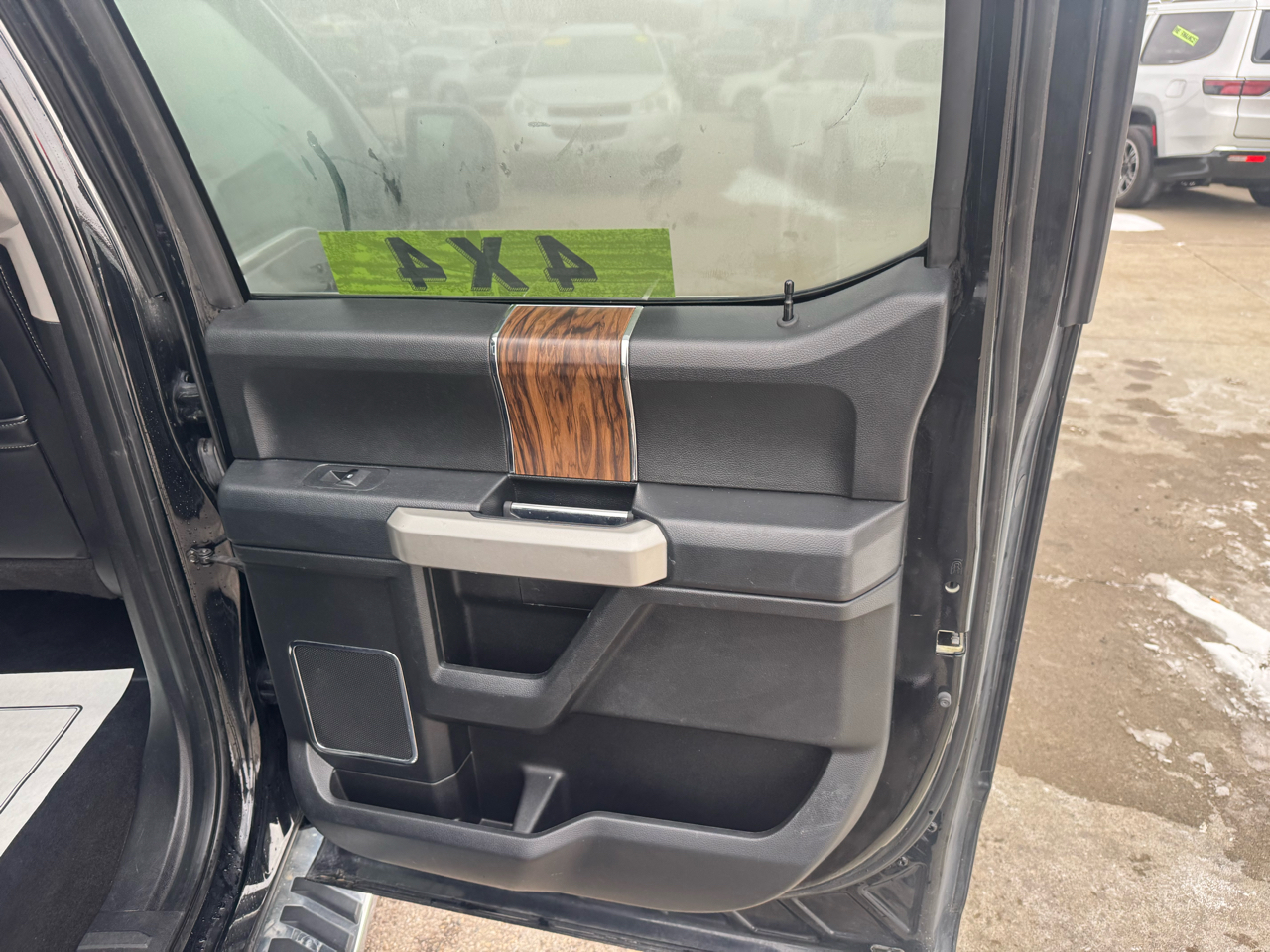 Ford F-150 4WD SuperCrew 139" Lariat 2018