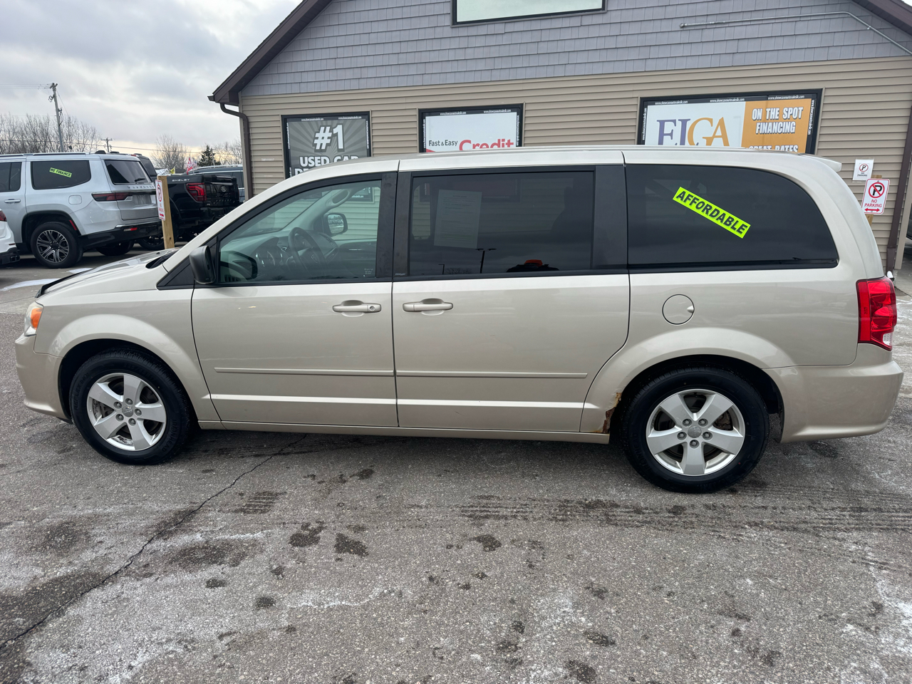 Dodge Grand Caravan SE 2013