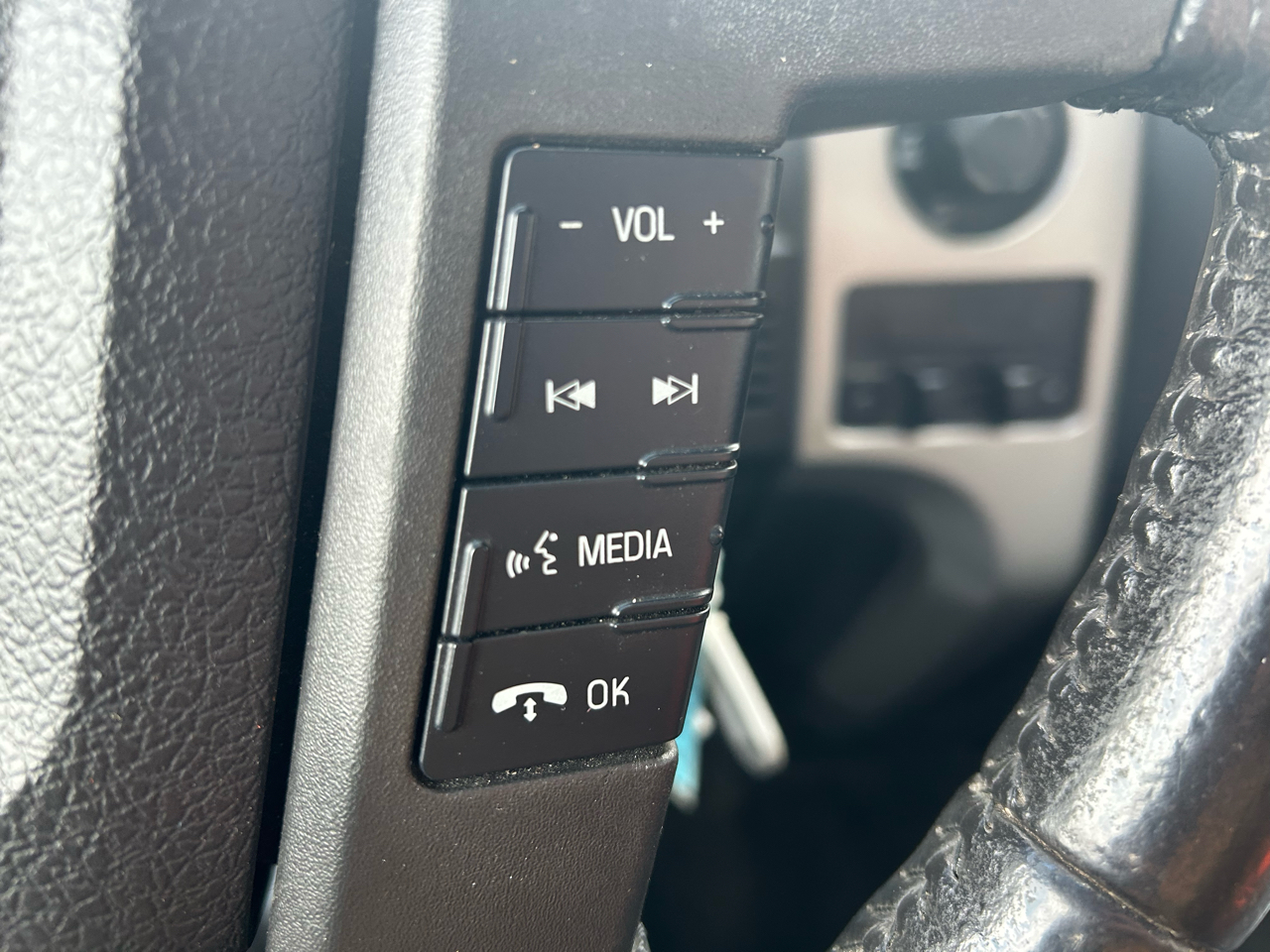 Ford F-150 Platinum SuperCrew 6.5-ft. Bed 4WD 2014