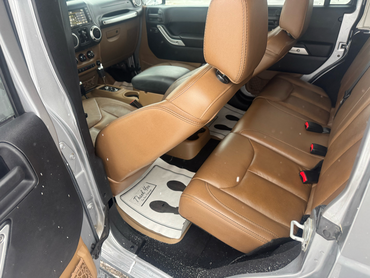 Jeep Wrangler Unlimited Sahara 4WD 2014