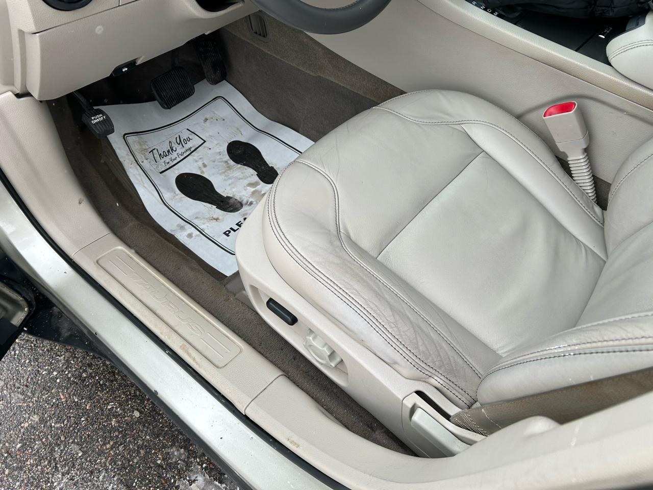 Ford Taurus SEL FWD 2011