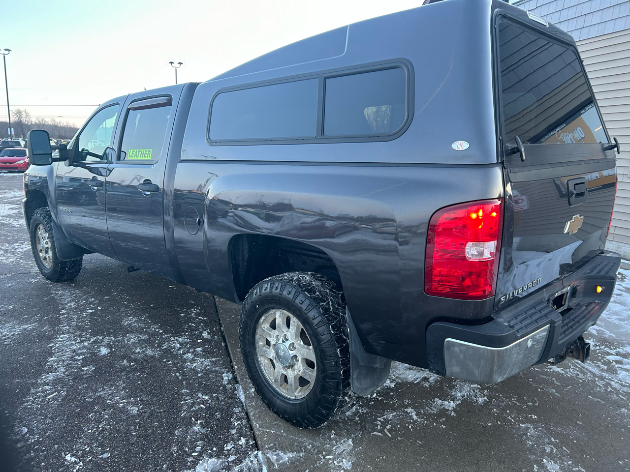 Chevrolet Silverado 2500HD LT Crew Cab 4WD 2011