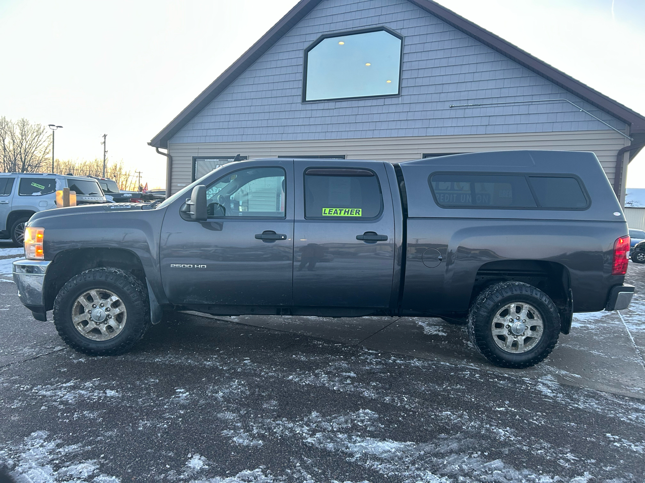 Chevrolet Silverado 2500HD LT Crew Cab 4WD 2011