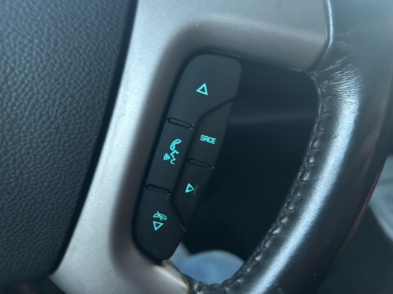 Chevrolet Silverado 2500HD LT Crew Cab 4WD 2011