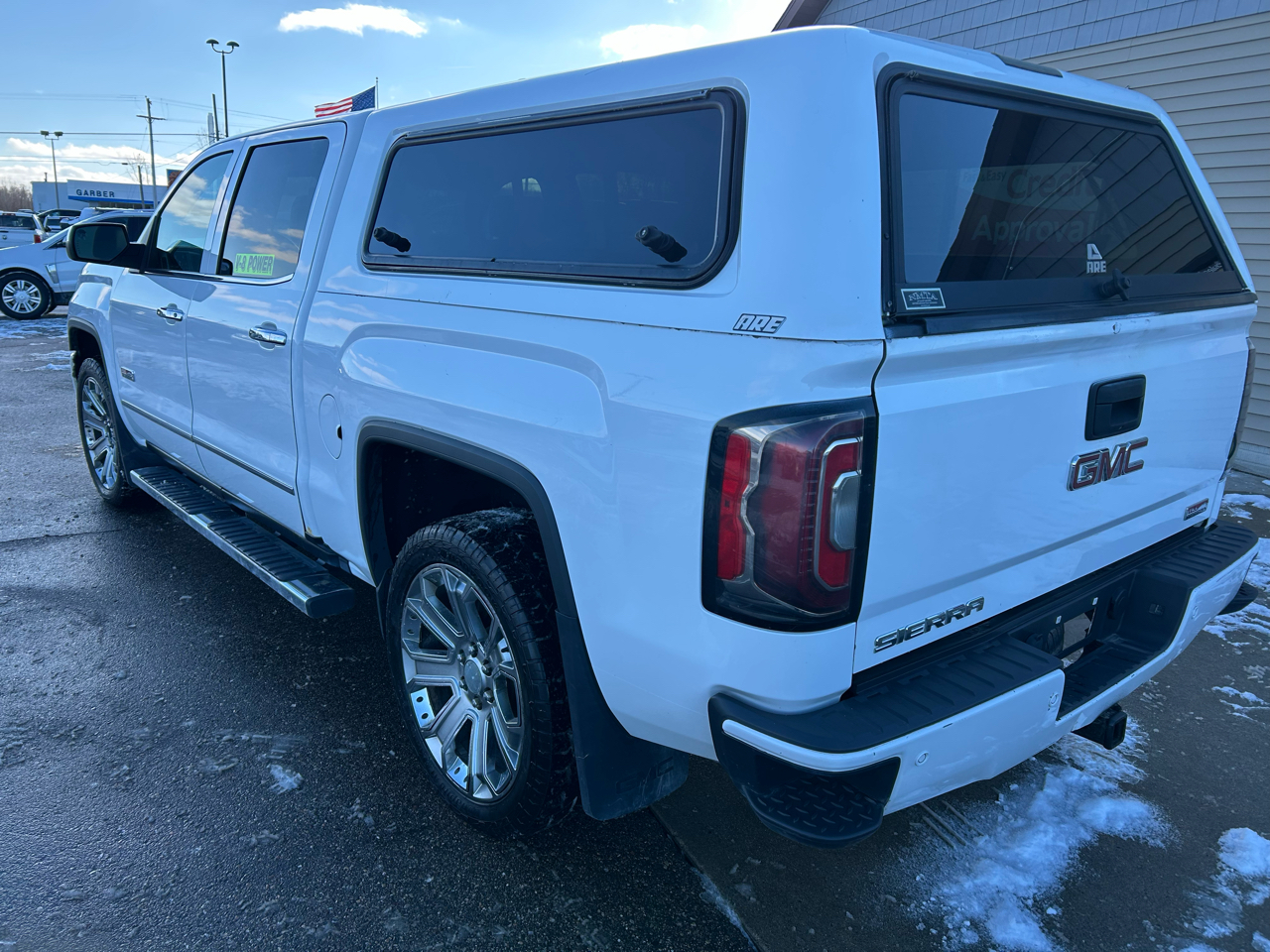 GMC Sierra 1500 SLT Crew Cab Long Box 4WD 2016
