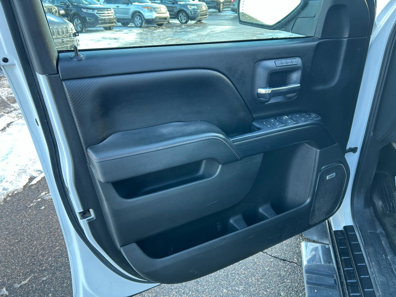 GMC Sierra 1500 SLT Crew Cab Long Box 4WD 2016