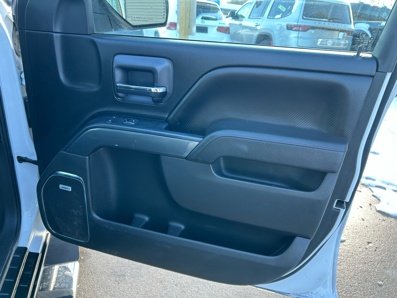 GMC Sierra 1500 SLT Crew Cab Long Box 4WD 2016