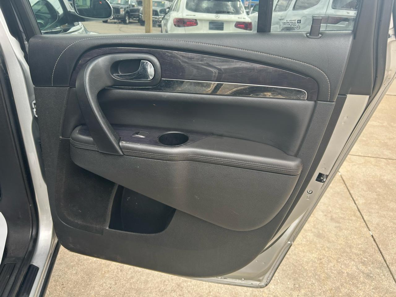 Buick Enclave Leather AWD 2016