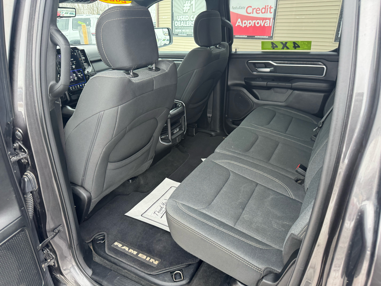 RAM 1500 Big Horn Crew Cab SWB 4WD 2021