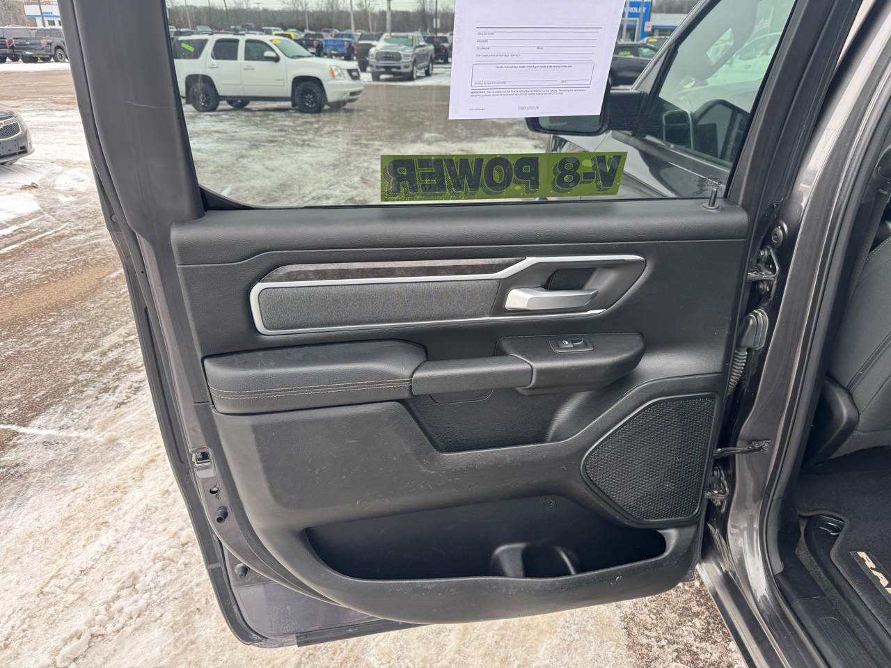 RAM 1500 Big Horn Crew Cab SWB 4WD 2021