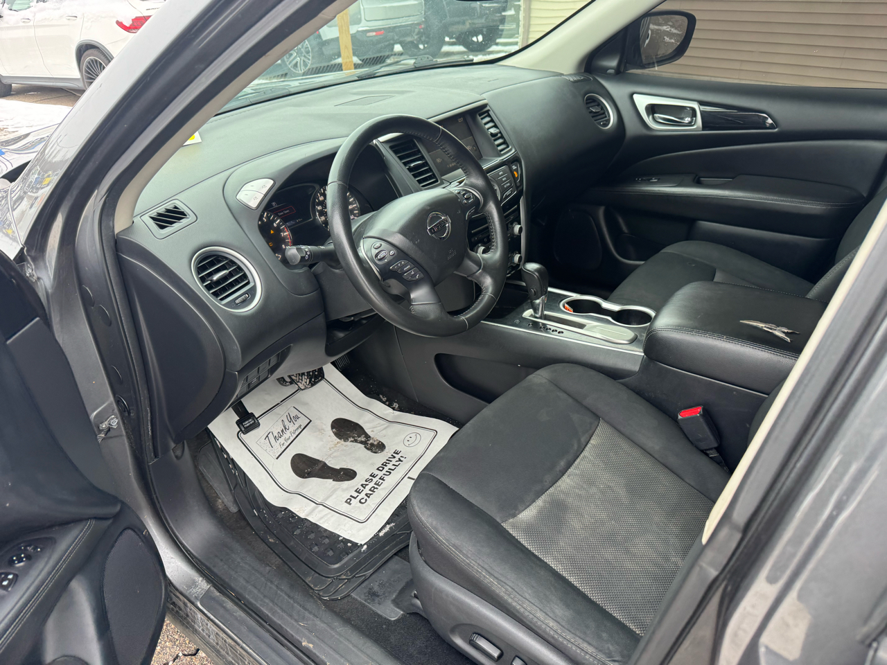 Nissan Pathfinder S 2WD 2019