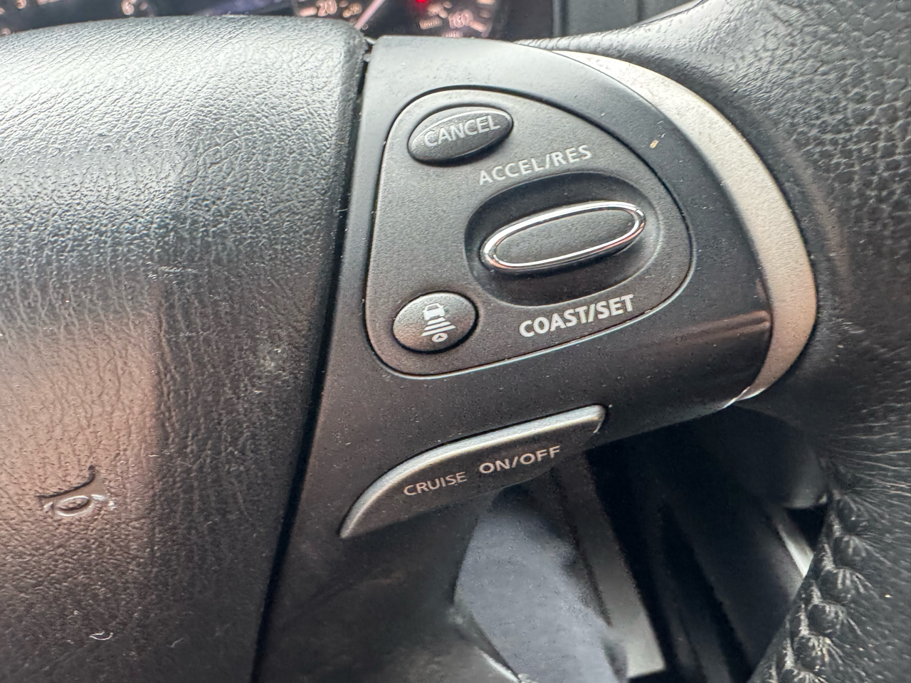 Nissan Pathfinder S 2WD 2019