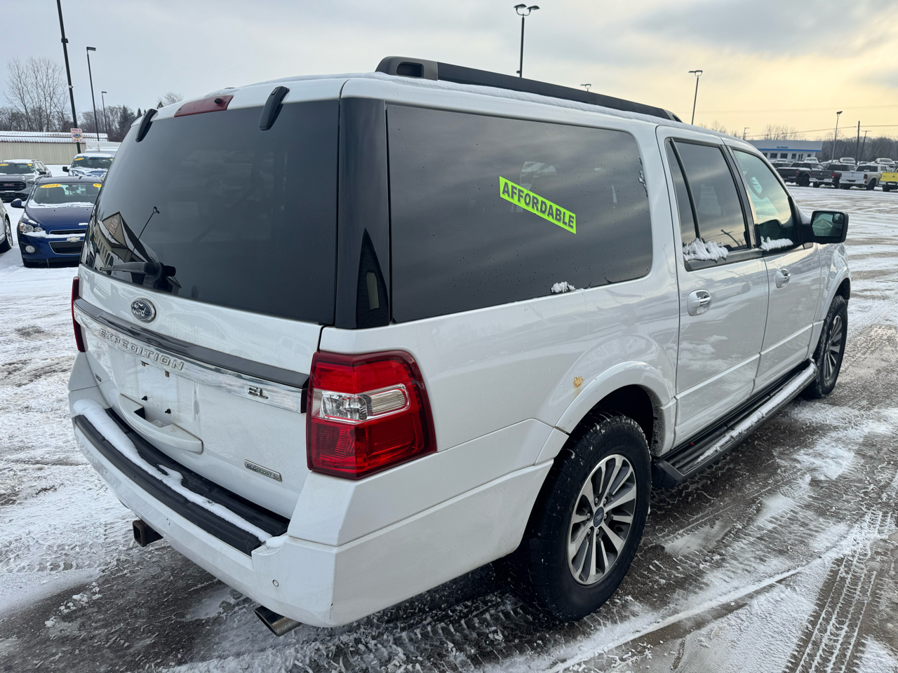 Ford Expedition EL XLT 4WD 2016