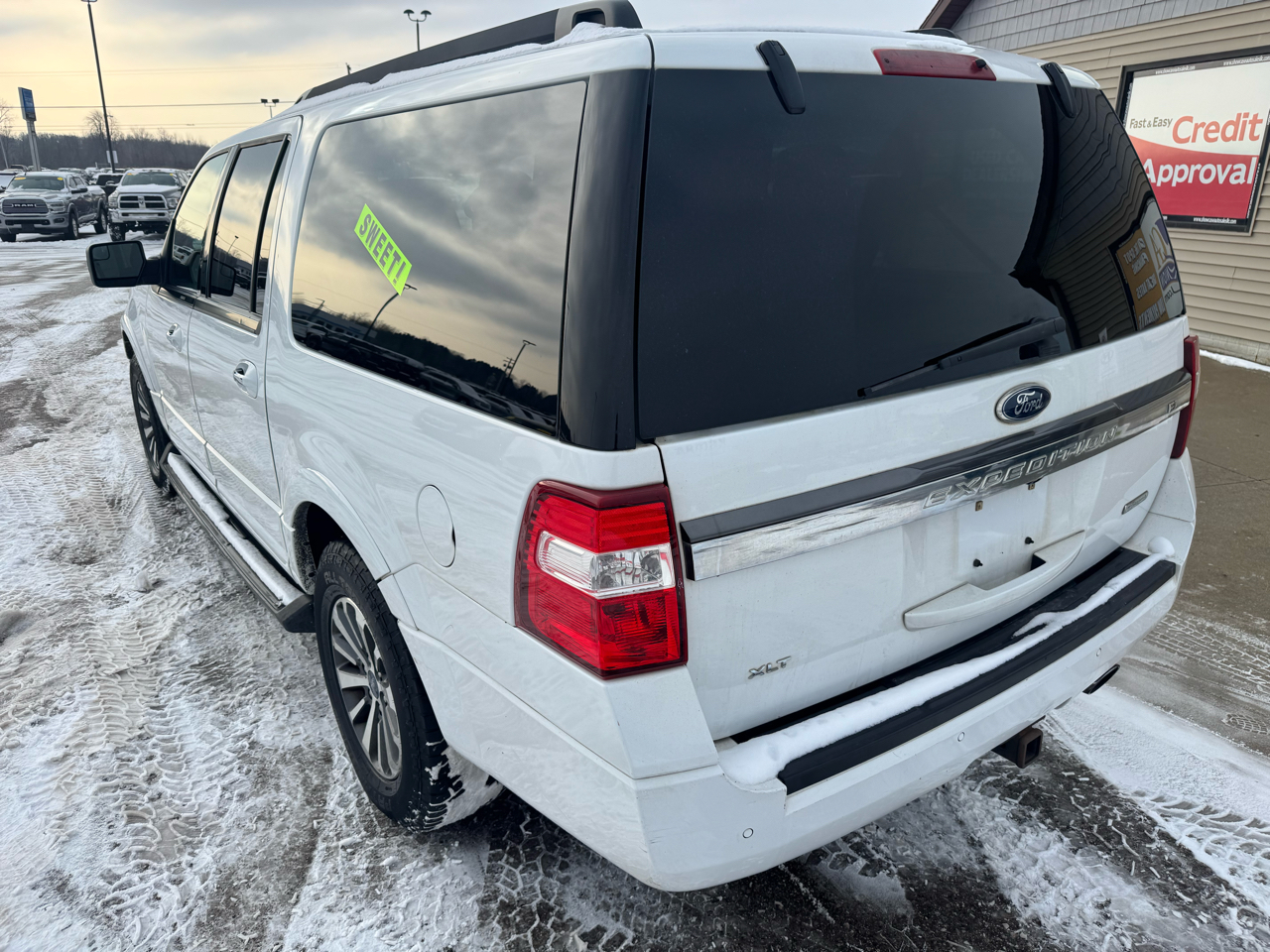 Ford Expedition EL XLT 4WD 2016