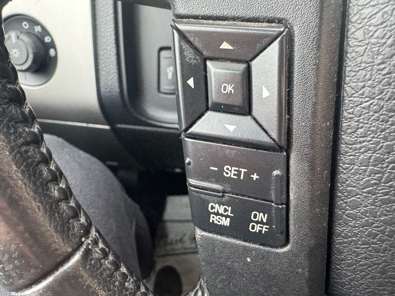 Ford Expedition EL XLT 4WD 2016