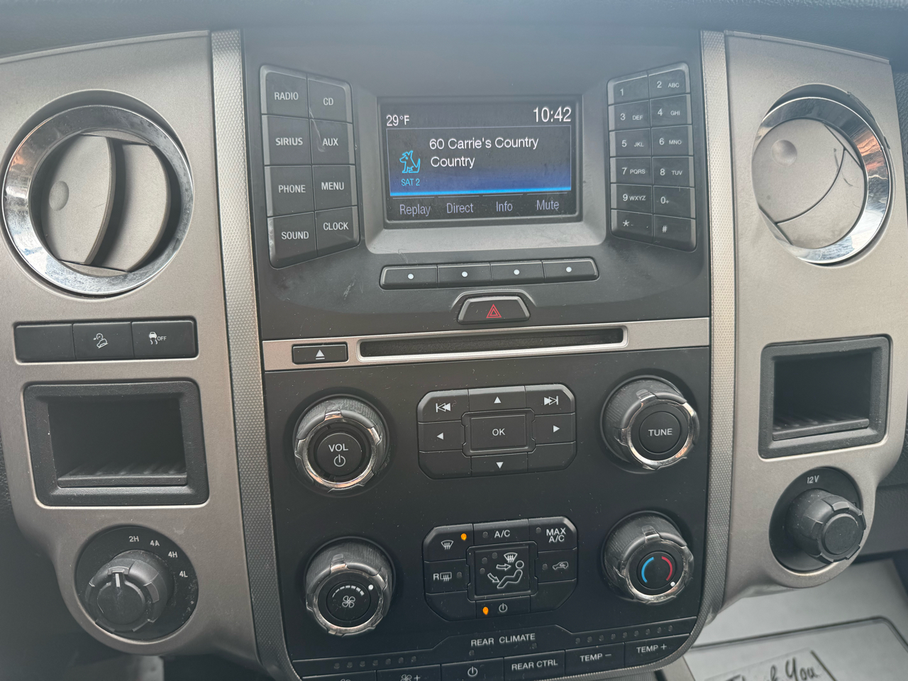 Ford Expedition EL XLT 4WD 2016