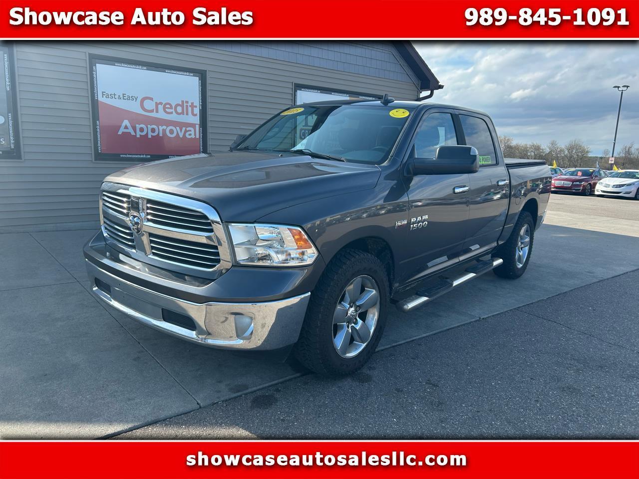 2015 RAM 1500 SLT Crew Cab SWB 4WD