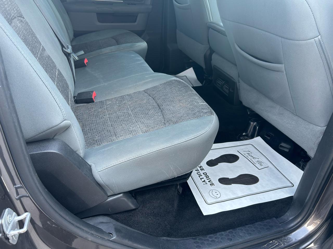 RAM 1500 SLT Crew Cab SWB 4WD 2015