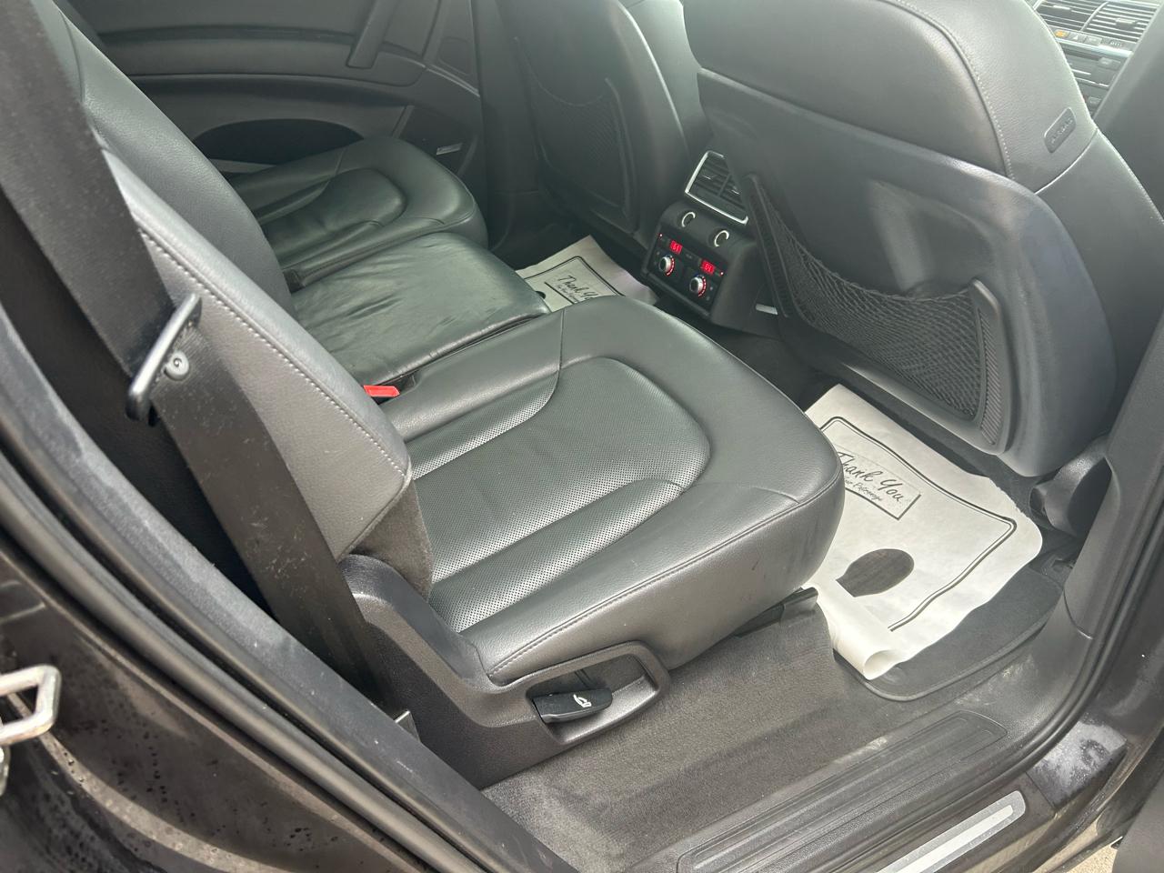 Audi Q7 TDI quattro Premium 2011