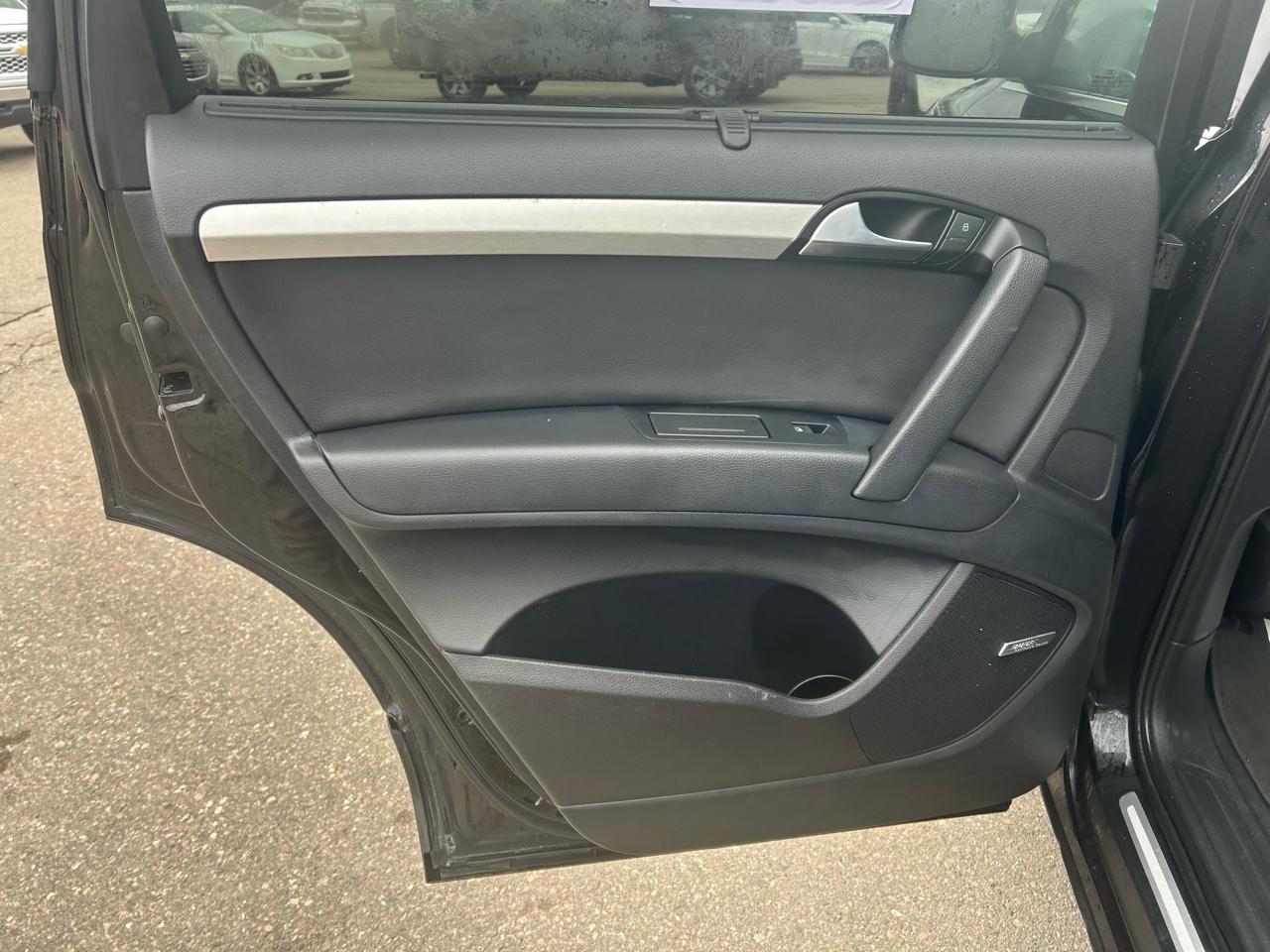 Audi Q7 TDI quattro Premium 2011