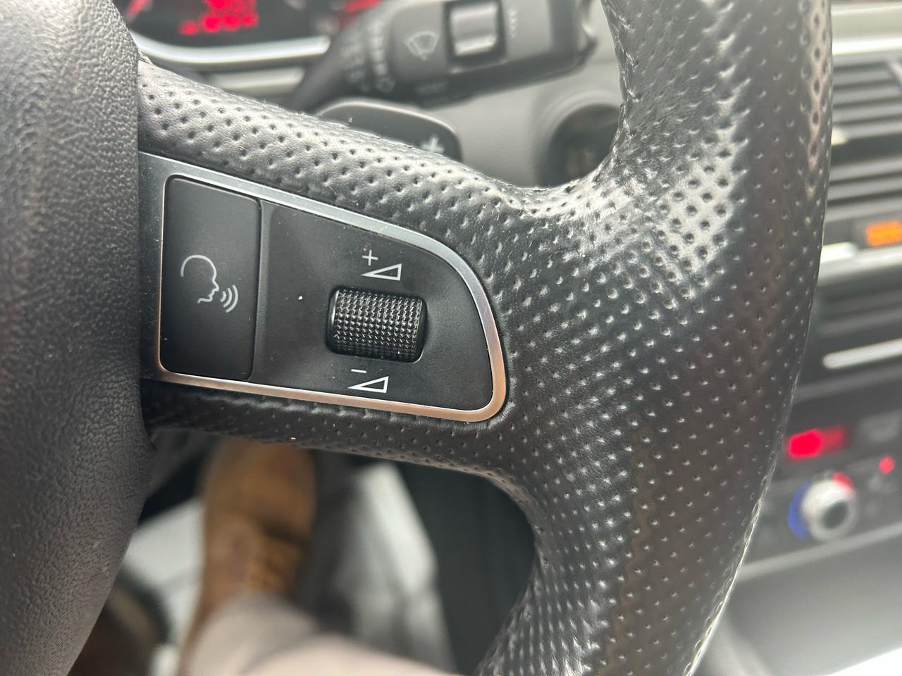 Audi Q7 TDI quattro Premium 2011