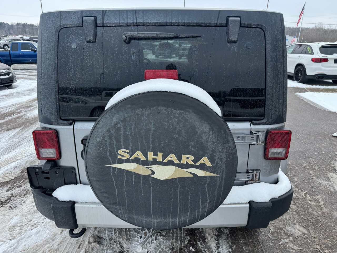 Jeep Wrangler Unlimited Sahara 4WD 2013