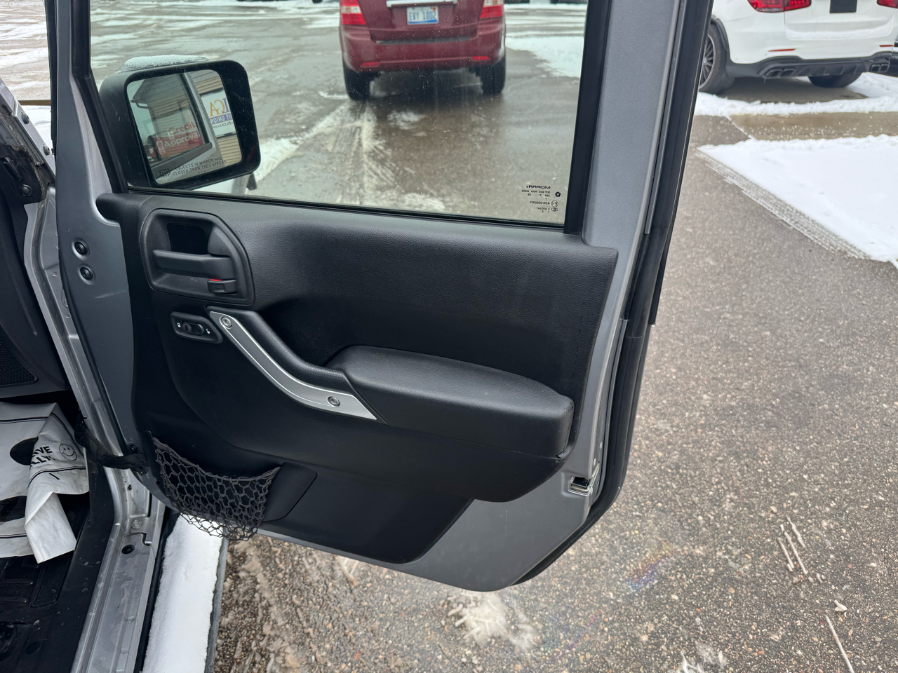 Jeep Wrangler Unlimited Sahara 4WD 2013