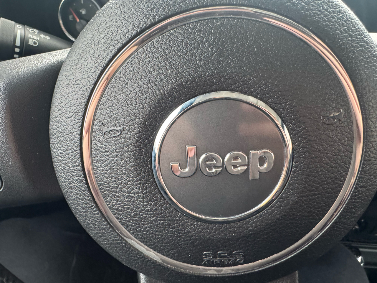 Jeep Wrangler Unlimited Sahara 4WD 2013