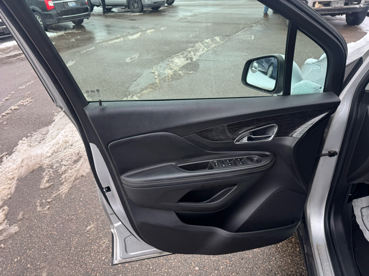 Buick Encore Base FWD 2013