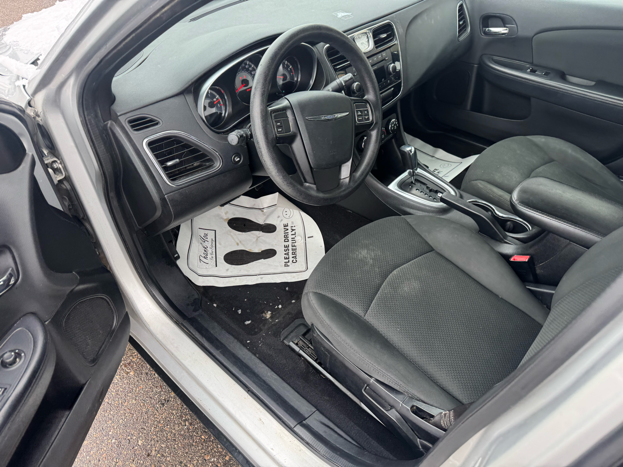 Chrysler 200 LX 2012