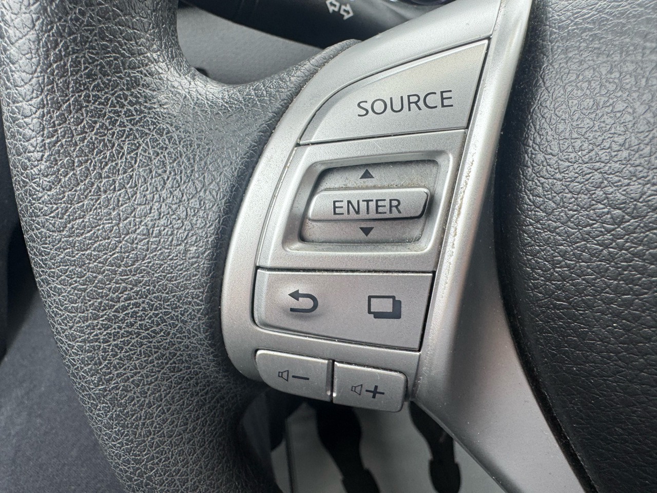 Nissan Rogue S AWD 2014