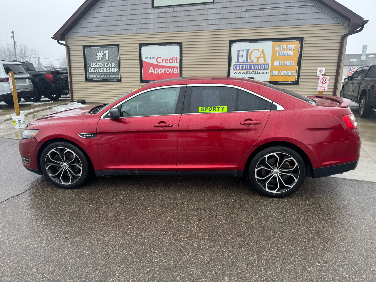 Ford Taurus SHO AWD 2013