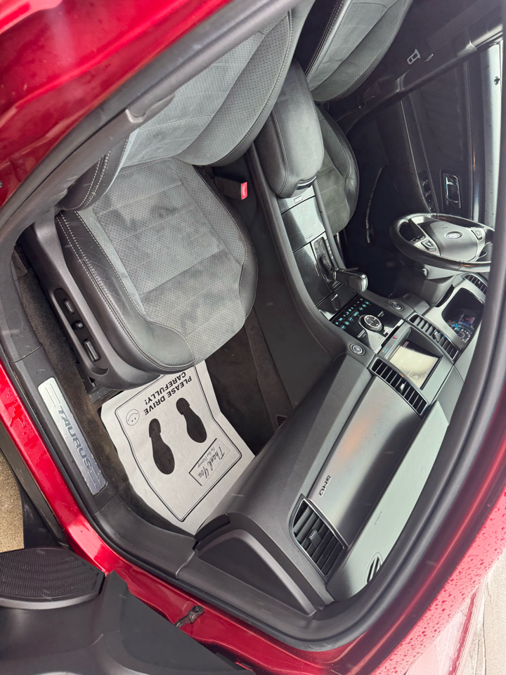 Ford Taurus SHO AWD 2013