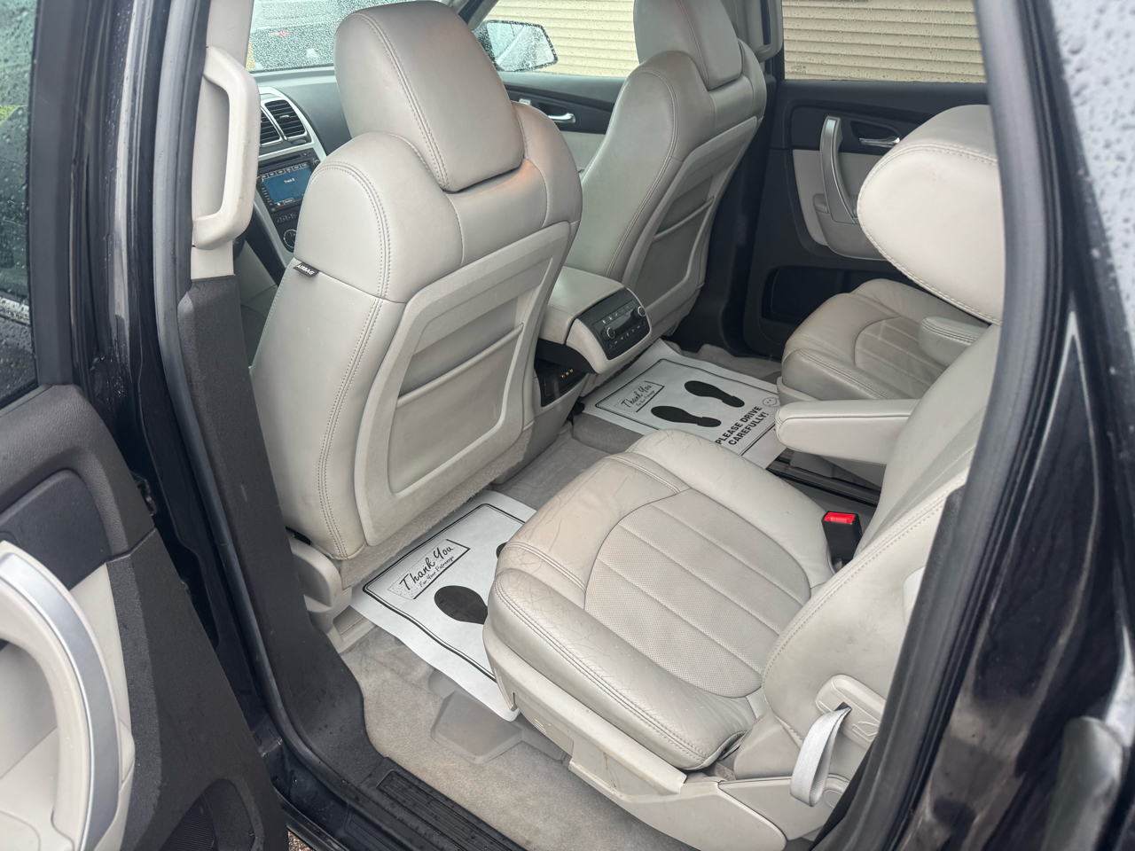 GMC Acadia SLT-2 FWD 2011