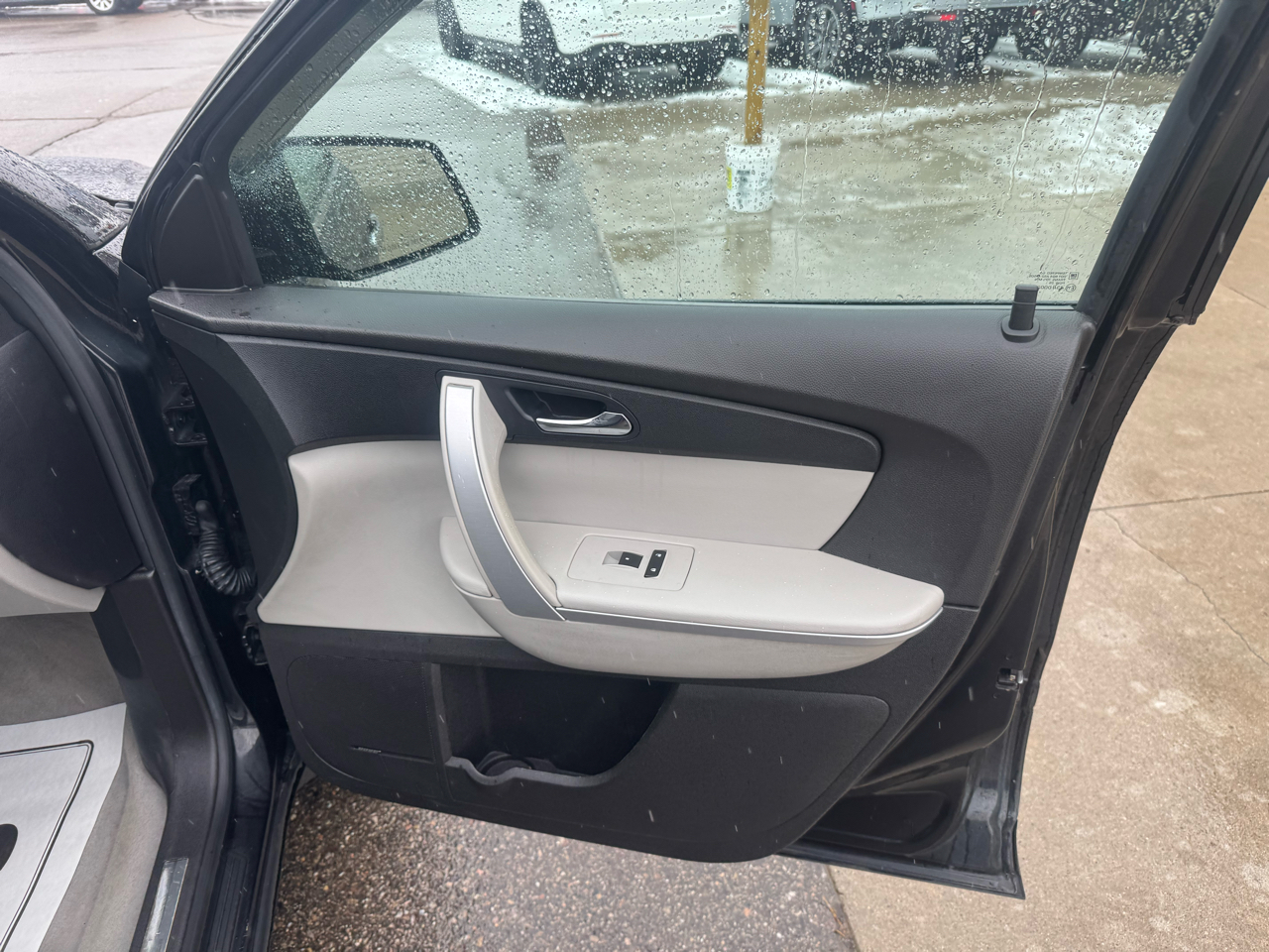 GMC Acadia SLT-2 FWD 2011