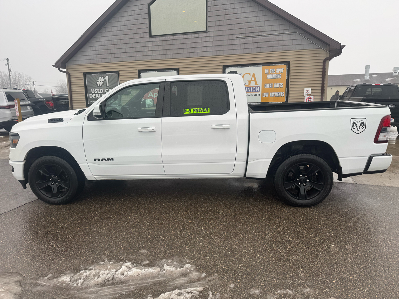 RAM 1500 Big Horn Crew Cab SWB 4WD 2020