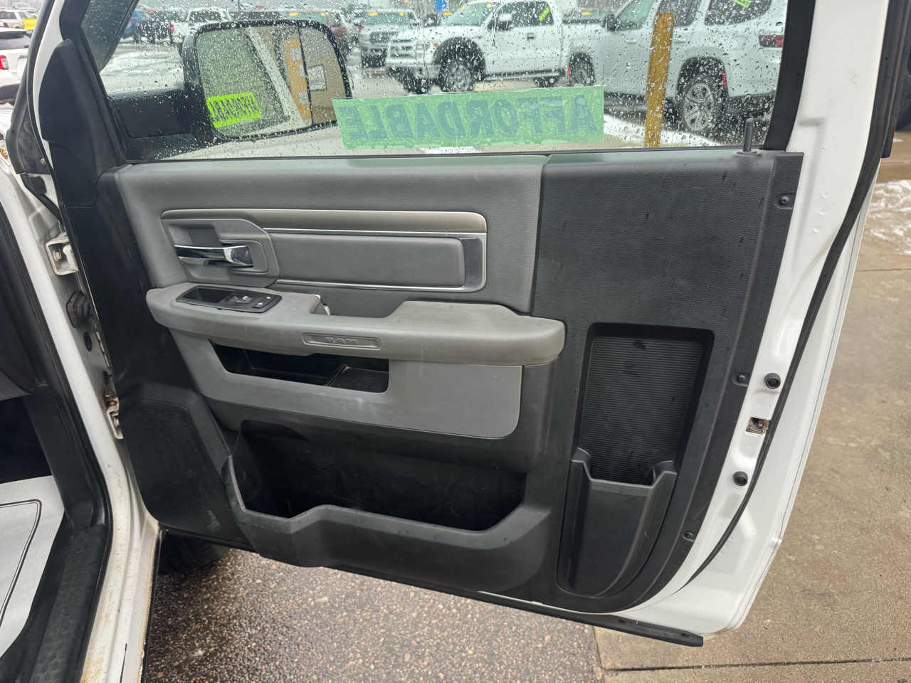 RAM 2500 Tradesman Regular Cab 4WD 2015