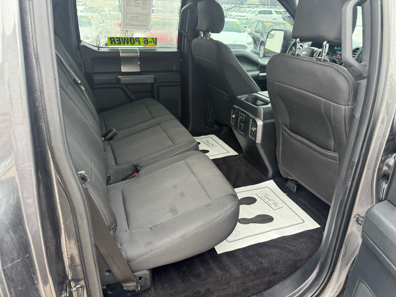 Ford F-150 4WD SuperCrew 145" XLT 2017