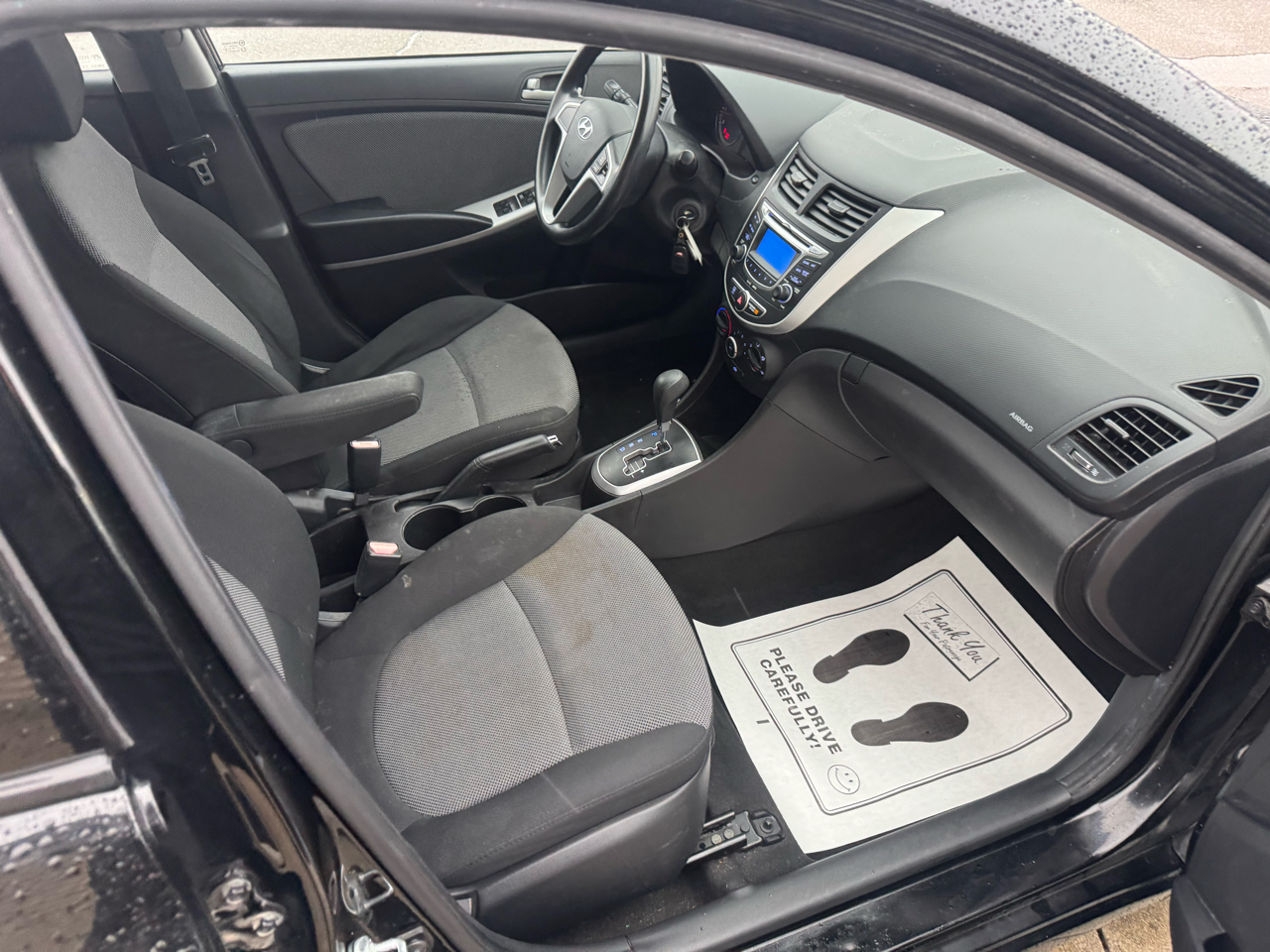 Hyundai Accent GS 5-Door 2012