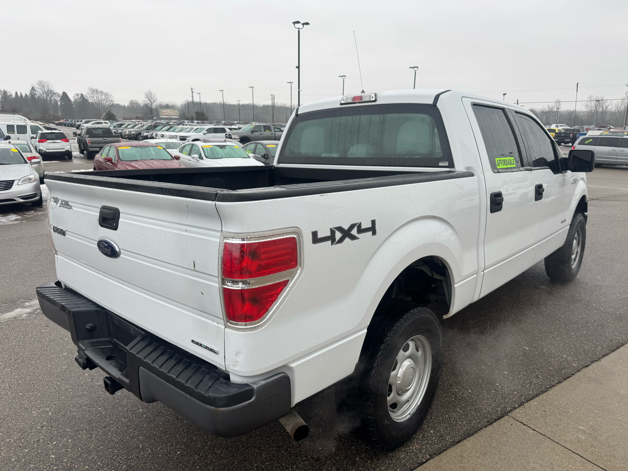 Ford F-150 4WD SuperCrew 145" XL 2014