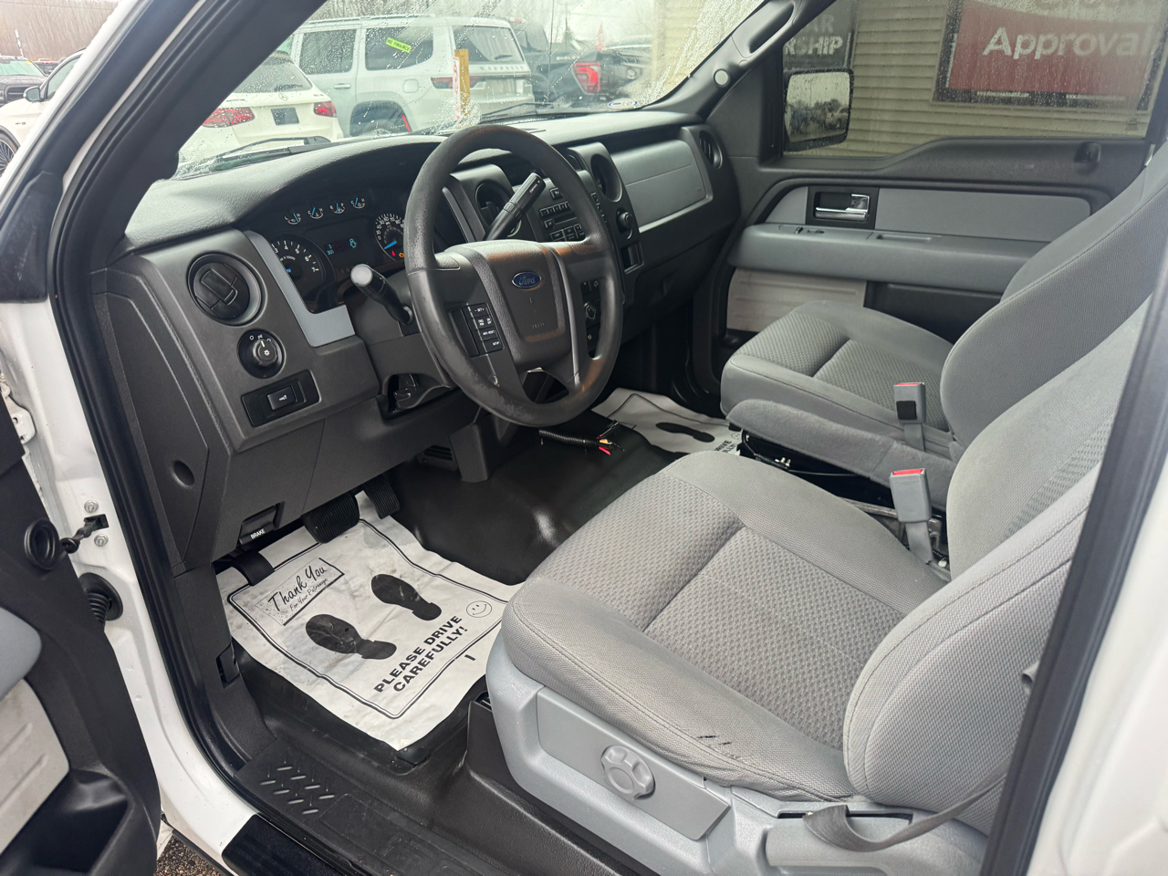 Ford F-150 4WD SuperCrew 145" XL 2014
