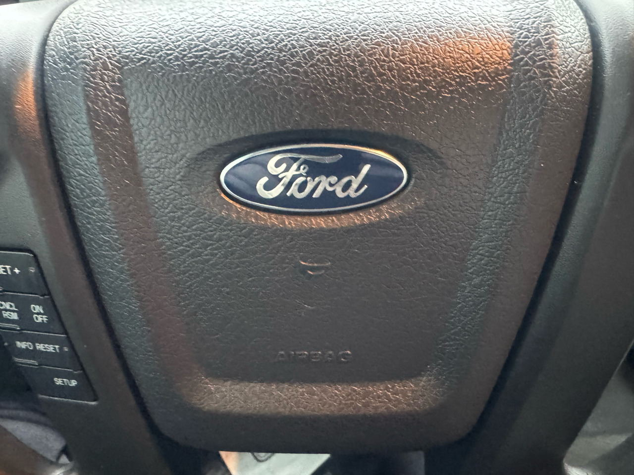 Ford F-150 4WD SuperCrew 145" XL 2014