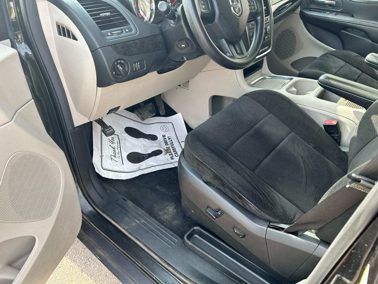 Dodge Grand Caravan SXT 2013