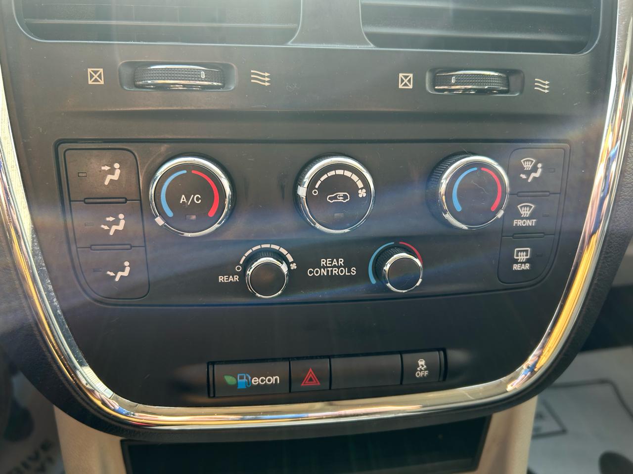 Dodge Grand Caravan SXT 2013