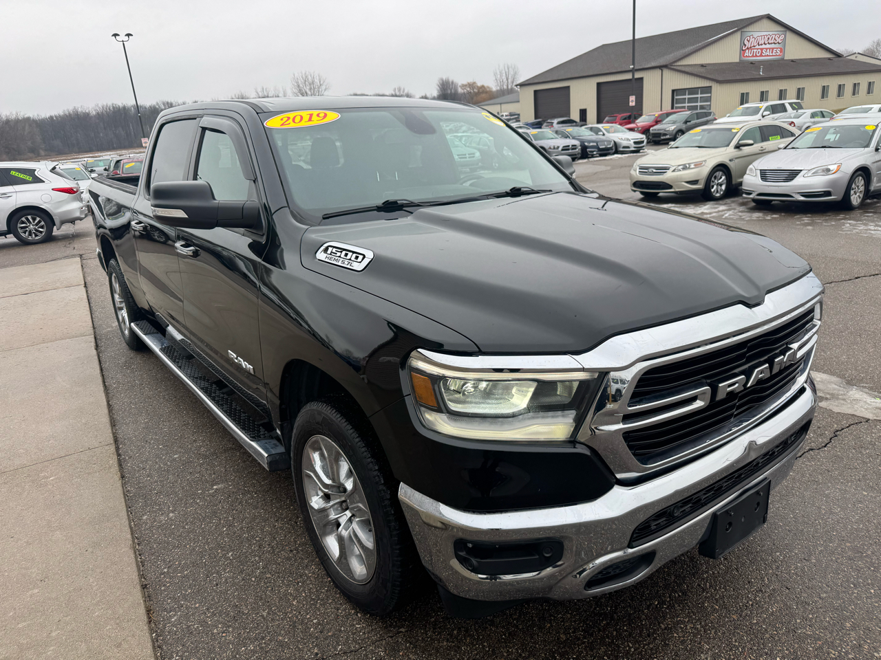 RAM 1500 Big Horn Crew Cab LWB 4WD 2019