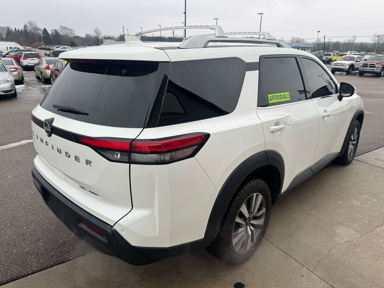 Nissan Pathfinder SL 4WD 2023