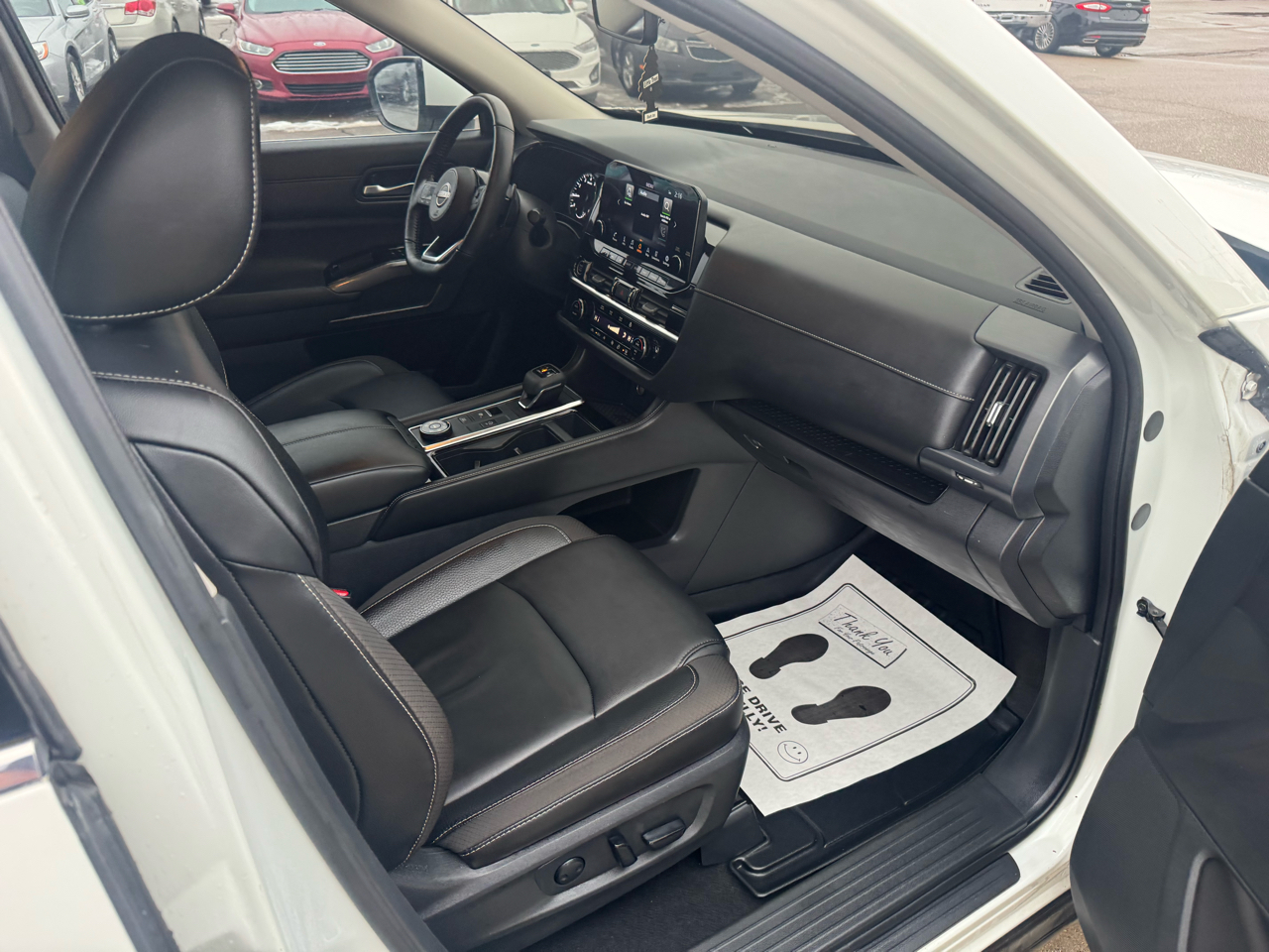 Nissan Pathfinder SL 4WD 2023