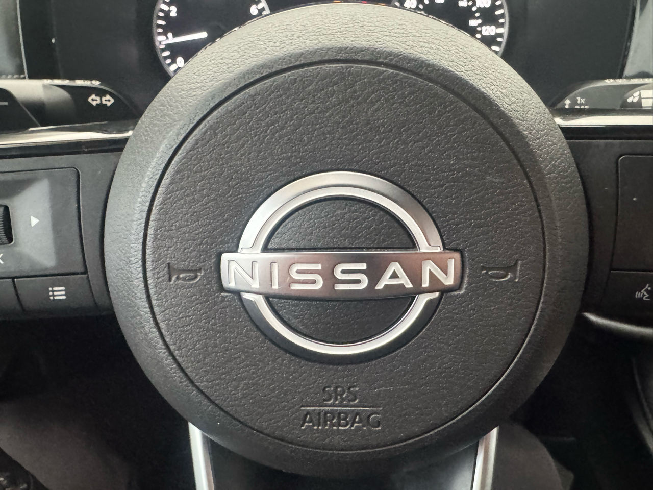 Nissan Pathfinder SL 4WD 2023